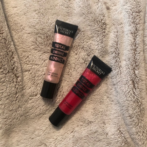 Victoria Secret Lip Gloss - Picture 1 of 3